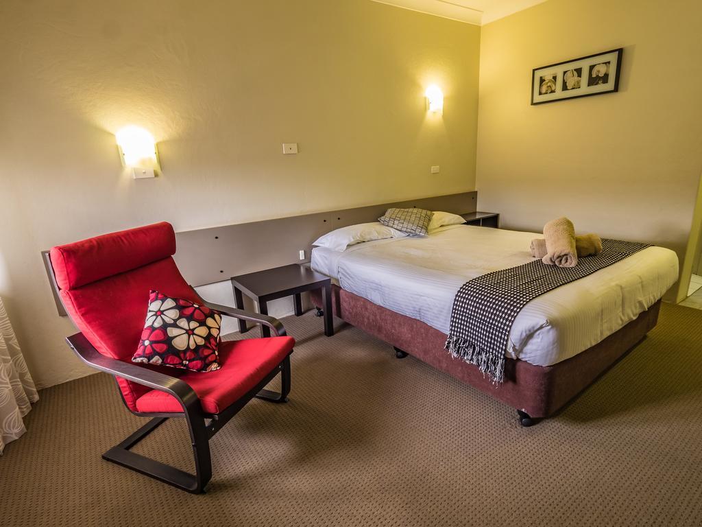 Casino Motor Inn Екстер'єр фото